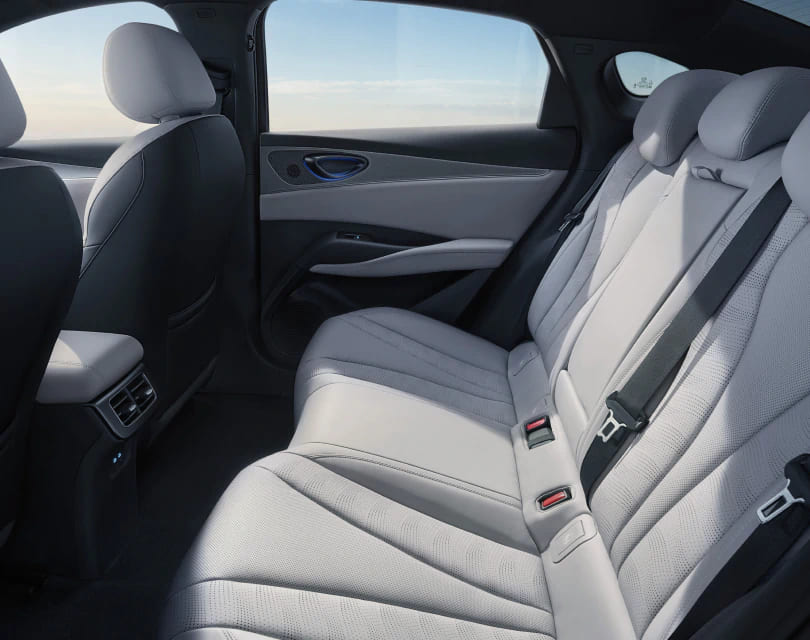 Habitabilité BYD SEAL 6 DM-i